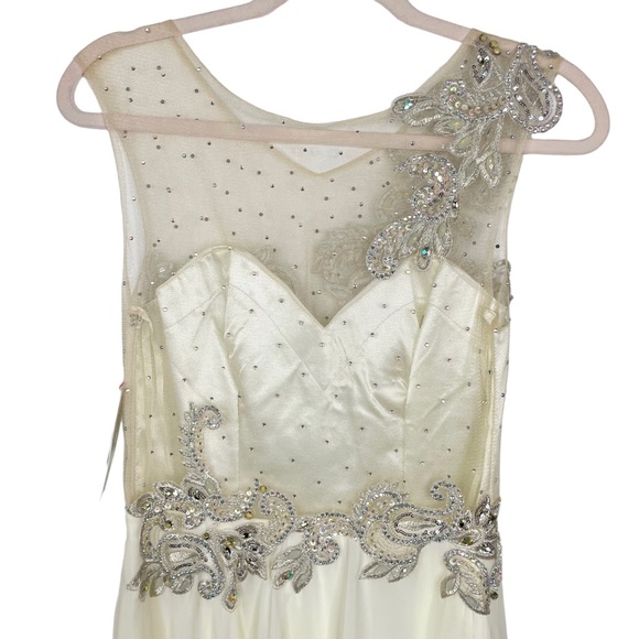 Ed Young NWT Illusion Back Chiffon Gown Evening Formal Dress Medium Ivory - Picture 6 of 17